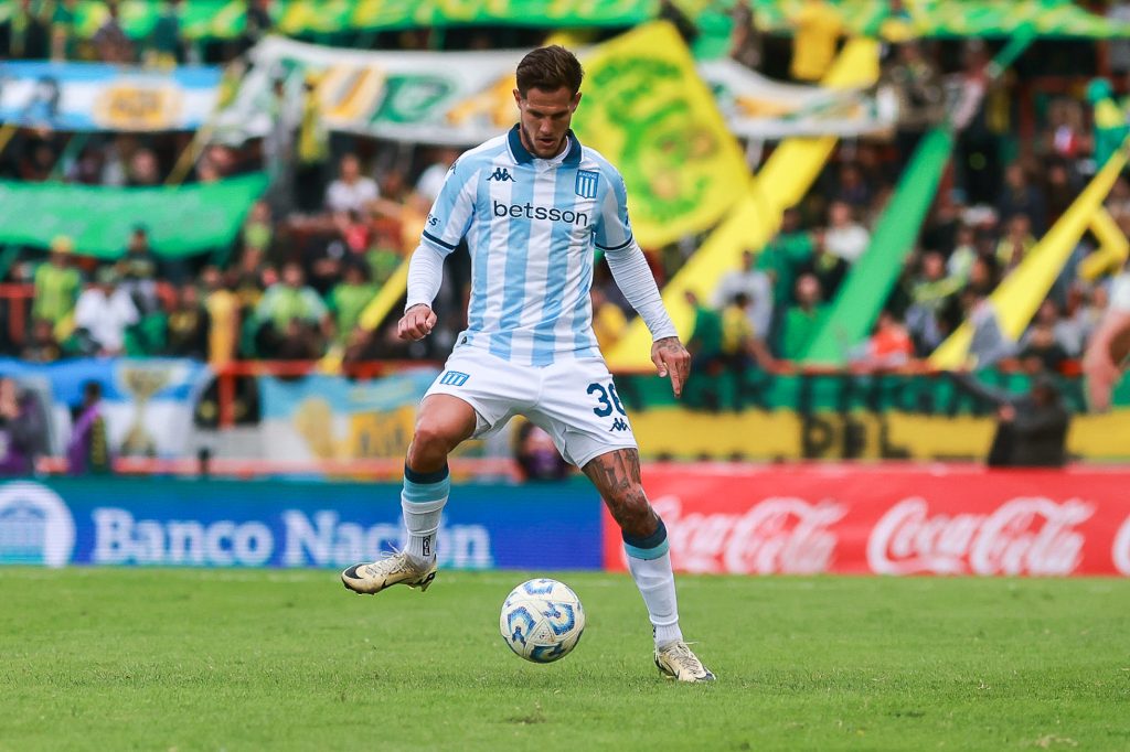 Fútbol arte en Mar del Plata: golazo de Racing ante Aldosivi