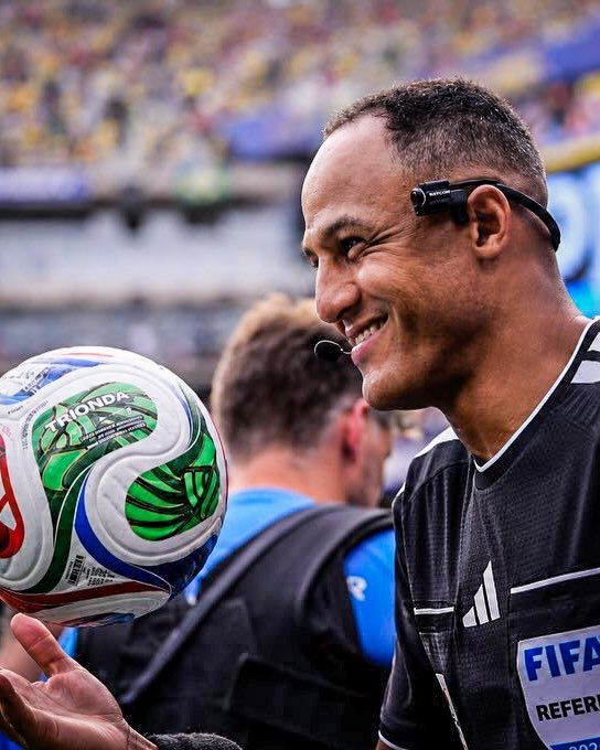 🫣 La prensa inglesa se queja del árbitro de la semifinal ante Argentina