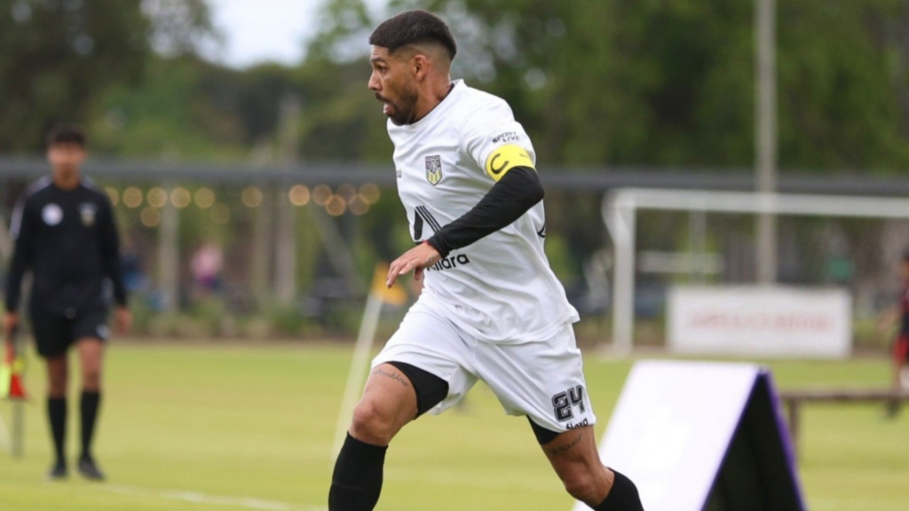 Franco Jara, ex Belgrano e Instituto, jugando fútbol amateur en Torneo Campa.
